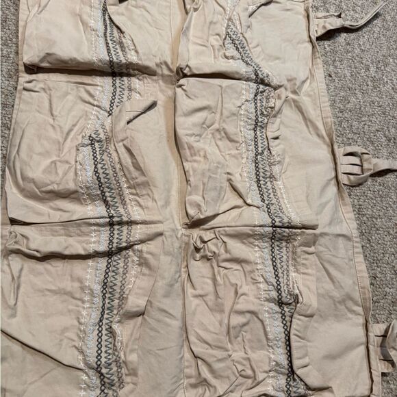 The Land of Nod Tan/Gray/White Diaper holder & organizer Like New - Picture 6 of 6